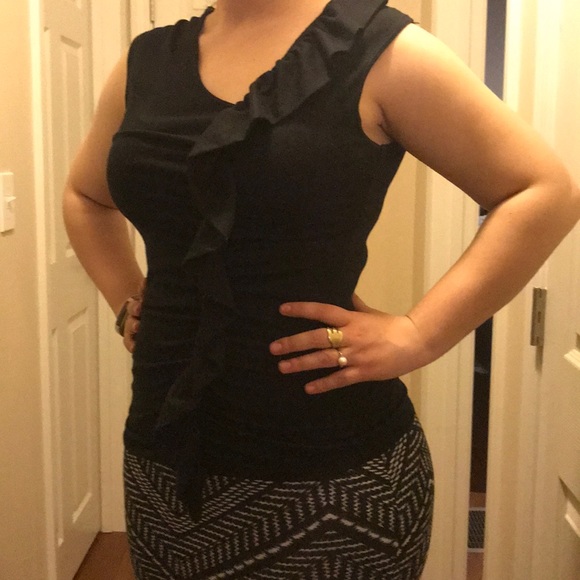 Miss Sasa Ruffled Asymmetrical Sleeveless Top - Picture 3 of 7